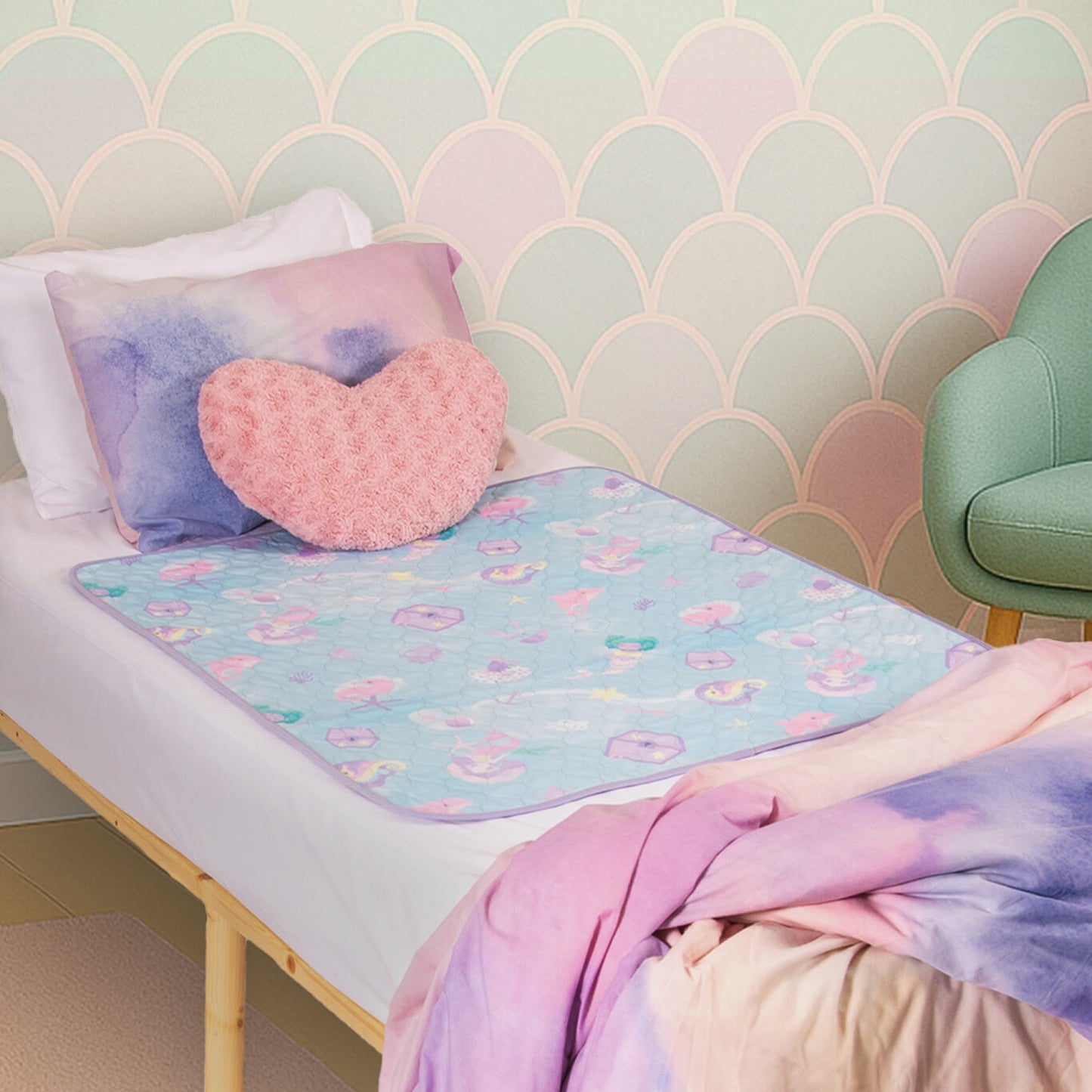 Conni Kids Reusable Bed Pad - Mermaid Print